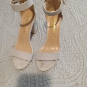 AllegraK Woman's Open Toe, Block Heel, Ankle Strap. Size 4.5o